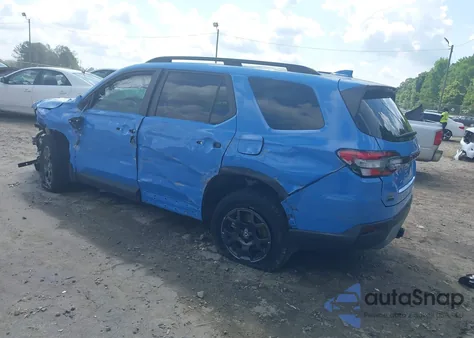 2025 Honda Pilot Trailsport z USA, uszkodzony, nr VIN 5FNYG1H65SB025896